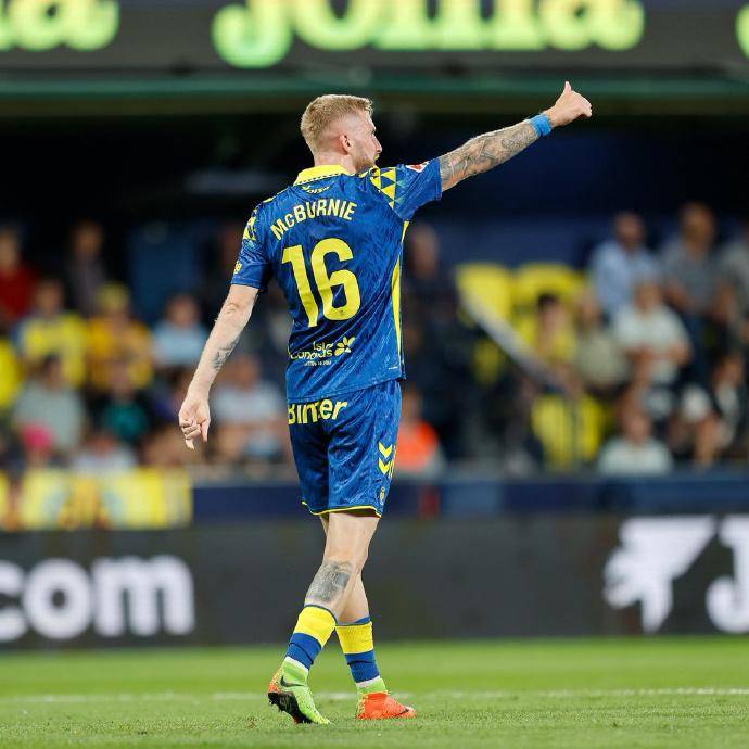 包含西甲倒计时，瓦伦西亚今晨复出首秀，细节引发关注，更衣室稳定，赛季目标并未改变的词条